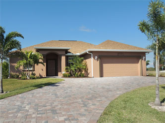 vacation home for canadian snowbirds, single family duplex house